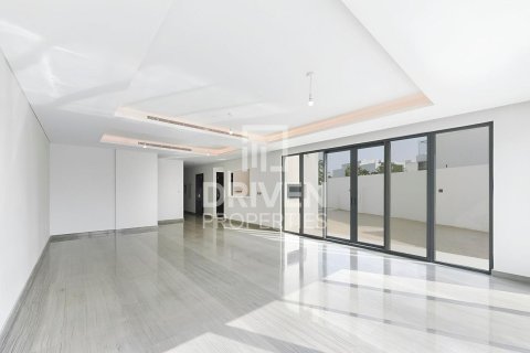 Таунхаус с 7 спальнями в DAMAC Hills (Akoya by DAMAC), ОАЭ №137911 5
