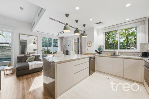 Villa de 4 dormitorios en Mudon, UAE No. 173570 6