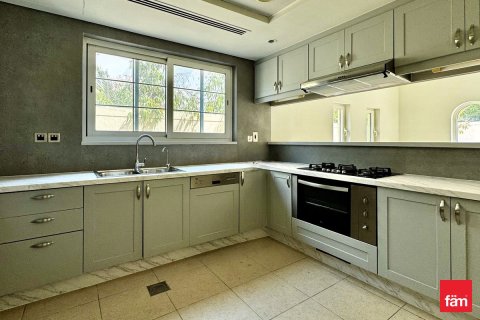 3 bedrooms Villa  No. 117033 8