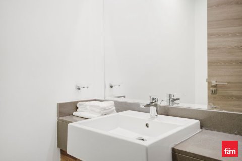 Квартира с 2 спальнями в Дубай, ОАЭ №140484 20