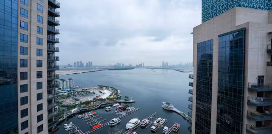 Apartment de 3 dormitorios en Dubai, UAE No. 162670