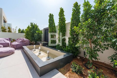 Villa de 4 dormitorios en  Saadiyat Island, UAE No. 63324 25
