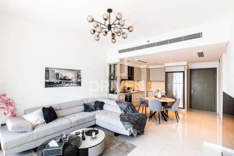 Квартира с 2 спальнями в EMAAR Beachfront, ОАЭ №85274 4