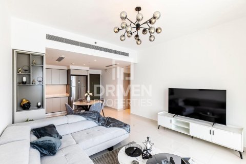 Квартира с 2 спальнями в EMAAR Beachfront, ОАЭ №85274 6