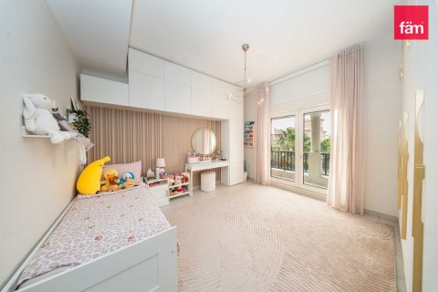 5 bedrooms Villa in Dubai, UAE No. 160966 20