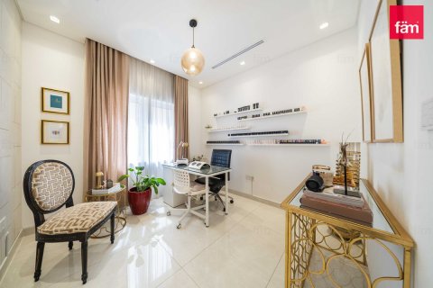 5 bedrooms Villa in Dubai, UAE No. 160966 15