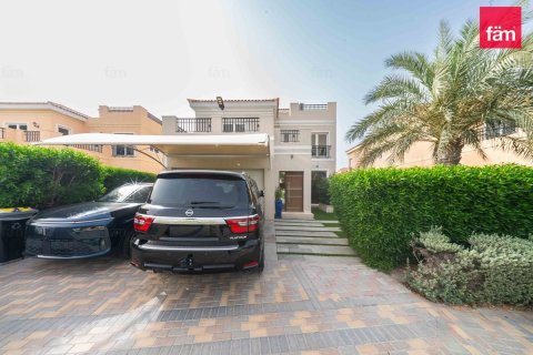 5 bedrooms Villa in Dubai, UAE No. 160966 27