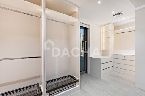 Вилла с 5 спальнями в Jumeirah Islands, ОАЭ №155404 5