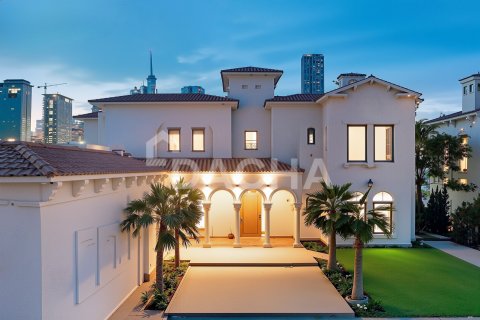 Вилла с 5 спальнями в Jumeirah Islands, ОАЭ №155404