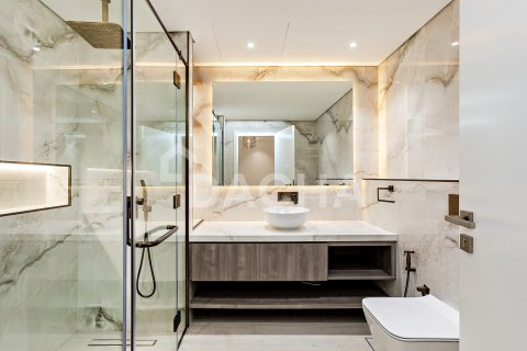 Вилла с 5 спальнями в Jumeirah Islands, ОАЭ №155404 17