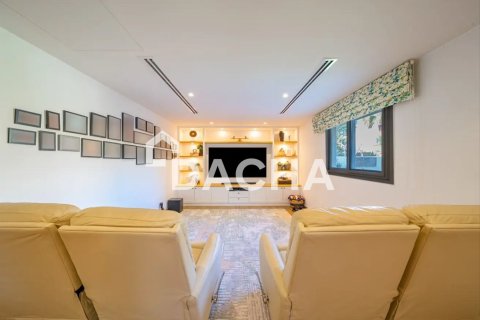 Вилла с 4 спальнями в Meadows, ОАЭ №155407 5