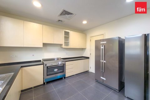 Вилла с 3 спальнями в Дубай, ОАЭ №147801 10