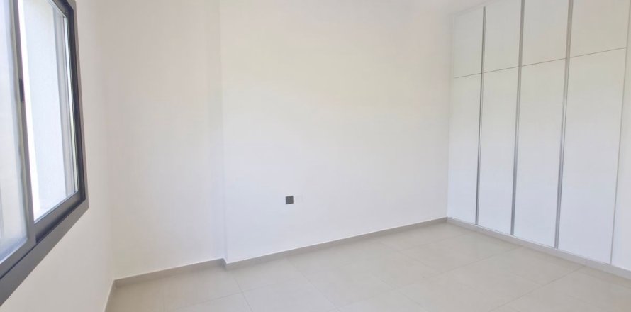 2 bedrooms Apartment in Jebel Ali, UAE No. 199390