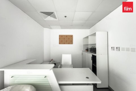 89.1m² Office in Business Bay, UAE No. 199393 8
