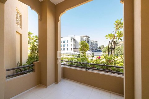 2 bedrooms Apartment No. 121071 2