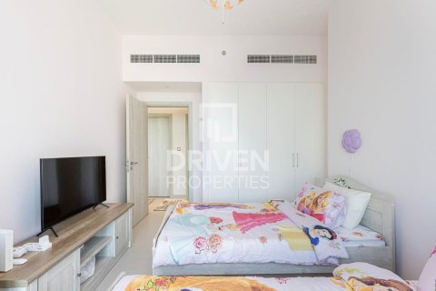 Apartment de 3 dormitorios en The cove, UAE No. 193441 12