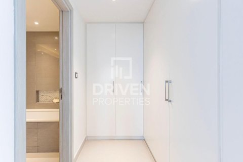 Apartment de 3 dormitorios en The cove, UAE No. 193441 13