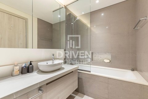 Apartment de 3 dormitorios en The cove, UAE No. 193441 15
