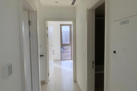Villa de 3 chambres à EMAAR South, UAE No. 166712 11