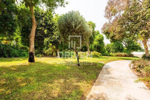 Land de 742m²  No. 121607 8