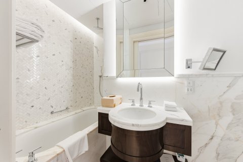 Appartement de 4 chambres à Downtown Dubai (Downtown Burj Dubai), UAE No. 204933 23