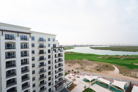 Apartment de 2 dormitorios en  Yas Island, UAE No. 204930