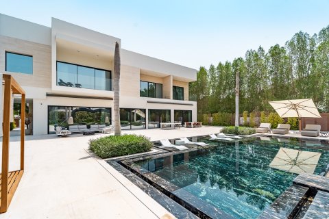 Вилла с 6 спальнями в Бизнес-Бэй, ОАЭ №146980 4