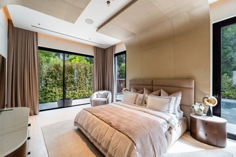 Вилла с 6 спальнями в Бизнес-Бэй, ОАЭ №146980 22