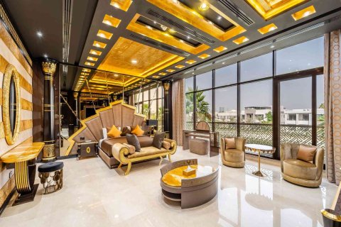 Вилла с 6 спальнями в Дубай, ОАЭ №146978 11