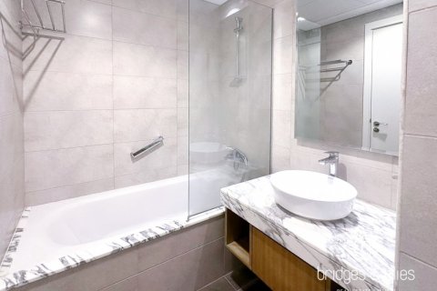 Квартира с 3 спальнями  №131630 17