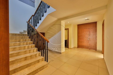 5 غرفة نوم  فيلا في أبو ظبي, الإمارات العربية المتحدة رقم 89977 11
