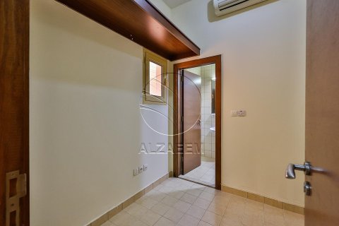 5 غرفة نوم  فيلا في أبو ظبي, الإمارات العربية المتحدة رقم 89977 6