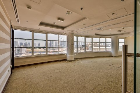 636مربع، عقار تجاري في Al Nahyan Camp, الإمارات العربية المتحدة رقم 89991 22