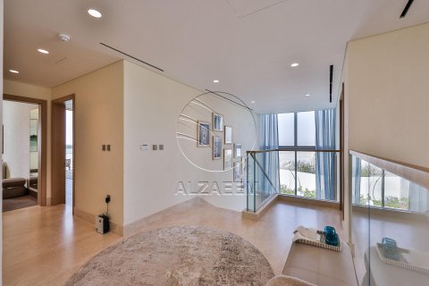 Villa de 7 dormitorios en Abu Dhabi, UAE No. 89978 12
