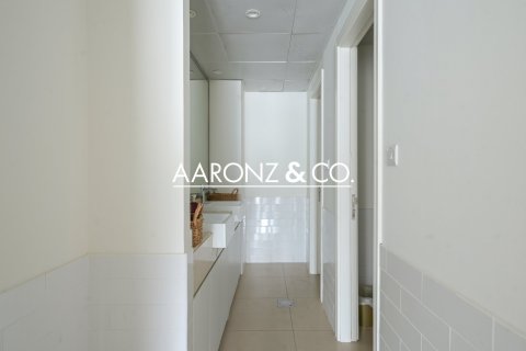 107مربع، مكتب في أبراج بحيرة جميرا, الإمارات العربية المتحدة رقم 112574 5