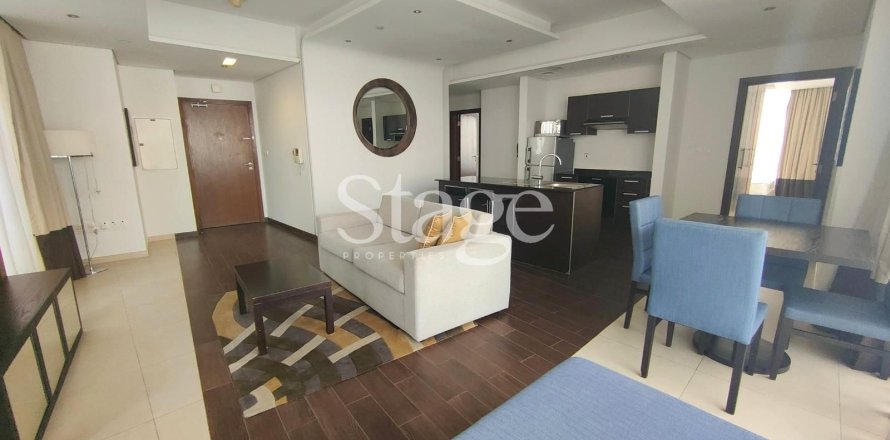 Apartment de 2 dormitorios en Dubai Sports City, UAE No. 185749