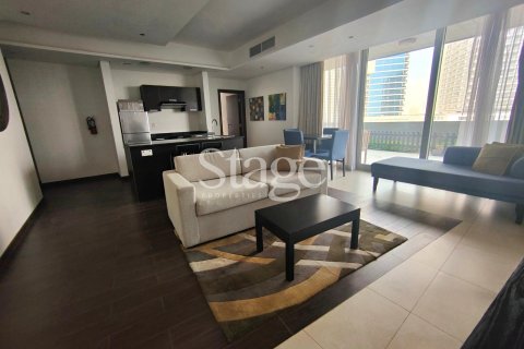 Apartment de 2 dormitorios en Dubai Sports City, UAE No. 185749 5