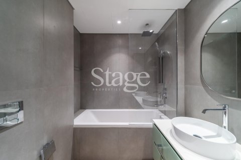 Apartment de 2 dormitorios en City Walk, UAE No. 185750 30