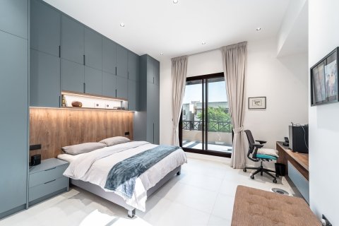 Вилла с 4 спальнями в Мудон, ОАЭ №147172 5