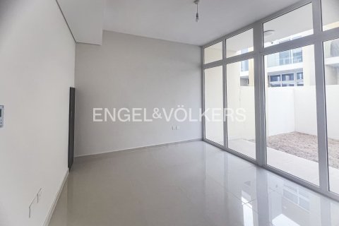 Townhouse de 3 chambres à DAMAC Hills (Akoya by DAMAC), UAE No. 147166 3