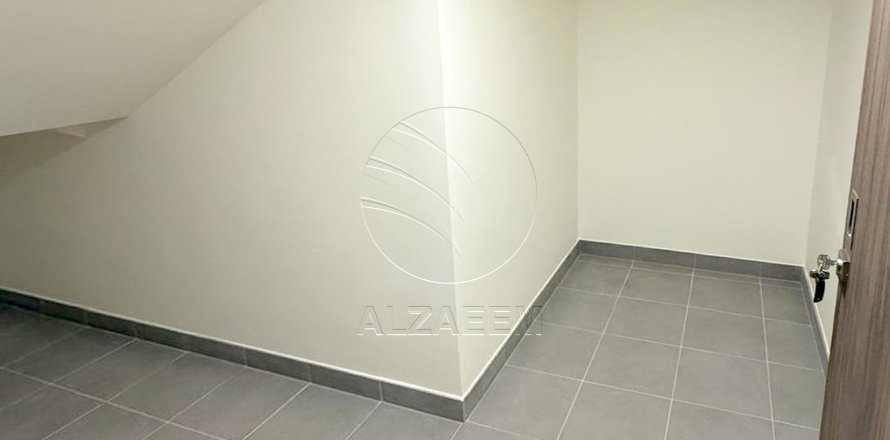 4 bedrooms Villa on the Yas Island, UAE No. 167945