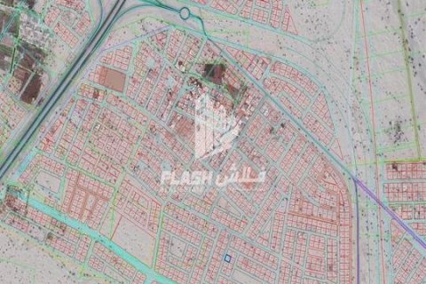 900مربع، قطعة أرض في Seih Al Harf, الإمارات العربية المتحدة رقم 172110 6