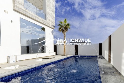 Villa de 6 dormitorios  No. 125506 2