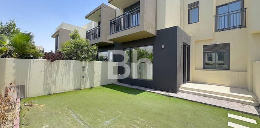 Townhouse de 3 dormitorios en Dubai Hills Estate, UAE No. 90416