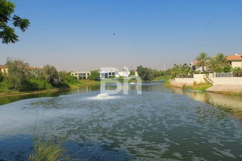 Вилла с 5 спальнями в Jumeirah Islands, ОАЭ №90415 11