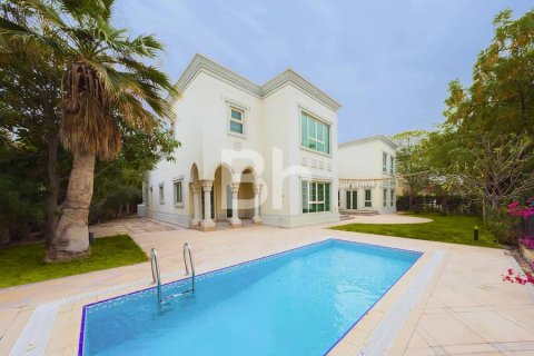 Вилла с 5 спальнями в Jumeirah Islands, ОАЭ №90415 1