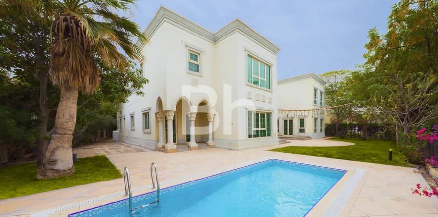 Вилла с 5 спальнями в Jumeirah Islands, ОАЭ №90415