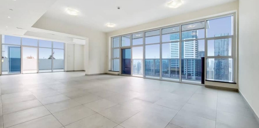 4 bedrooms Penthouse in Dubai Marina, UAE No. 23460