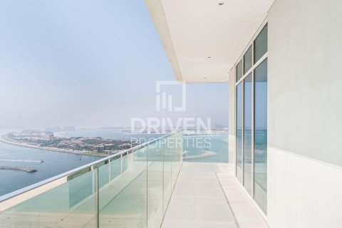 2 bedrooms Apartment in EMAAR Beachfront, UAE No. 84004 11