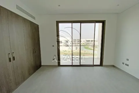 4 bedrooms Villa on the Yas Island, UAE No. 167925 4